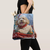 Tote Bag Chien Cockapoo en Traîneau Laissez Tomber la Neige (De près)