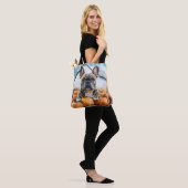 Tote Bag Chien-taureau français dans le Patch Citrouille (Sur le modèle)