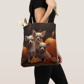 Tote Bag Chihuahua Chiot Automne Citrouille de plaisir (De près)