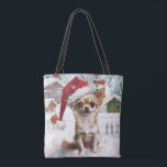 Tote Bag Chihuahua Winter Wonderland Christmas Joy<br><div class="desc">Ce design festif reflète l'esprit joyeux de la période des fêtes, avec un adorable petit portant un chapeau de Père Noël. Le chien est niché dans un pays des merveilles hivernales, avec un bonhomme de neige, un sapin de Noël décoré et des cadeaux joliment emballés. Les flocons de neige tombent...</div>