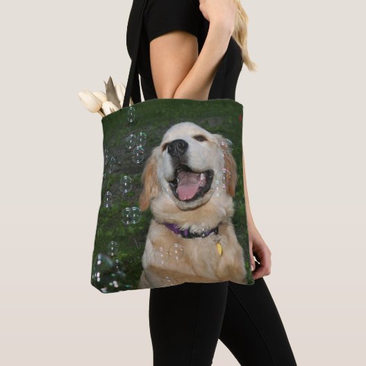 Tote Bag Chiot de golden retriever dans les bulles (De près)