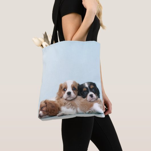 Tote Bag Chiots cavaliers d'épagneul du Roi Charles (De près)
