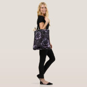 Tote Bag Cimetière de roses pourpre Gothique (Sur le modèle)