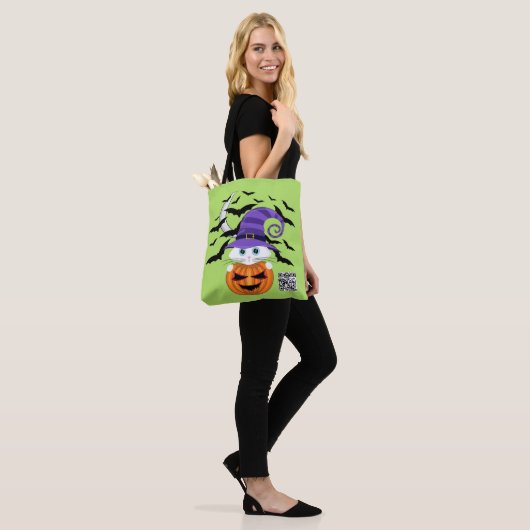 Tote Bag Citrouille effrayant avec un Casquette Kitty et so (Sur le modèle)