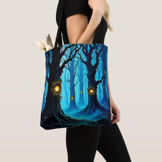 Tote Bag Conception de forêt de l'oeil de fantasy sombre (De près)