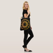 Tote Bag Conception de mandala unique doré-95747 (Sur le modèle)