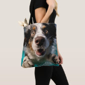 Tote Bag Conception sous-marine de la nage de chien excitée (De près)