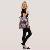 Tote Bag Cosmos orange et violet Abstrait (Sur le modèle)