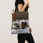 Tote Bag Couchage de chat sur un lit (De près)