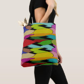 Tote Bag Couleur noire avec design d'art au milieu (De près)