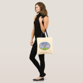 Tote Bag Couple Lesbienne mignonne Devinez quoi (Devant (modèle))
