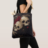 Tote Bag Crânes et roses rouges design (De près)
