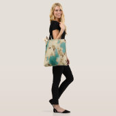 Tote Bag Cream Gold Turquoise Cowhide Animal (Sur le modèle)