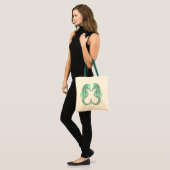 Tote Bag Cru embrassant des hippocampes (Devant (modèle))
