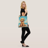 Tote Bag Cute Golden Puppy at Sunny Beach Scene (Sur le modèle)