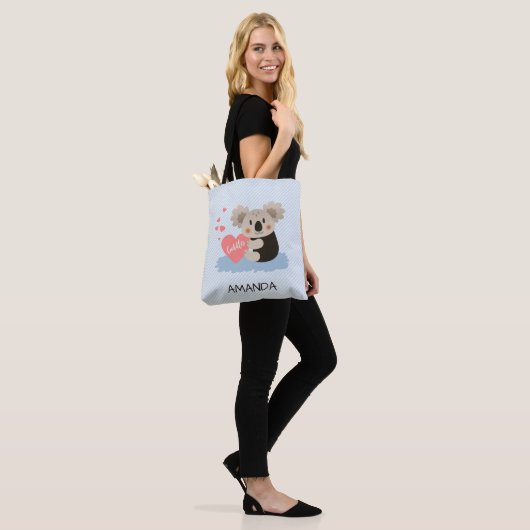 Tote Bag Cute Koala Cuddles ID386 (Sur le modèle)