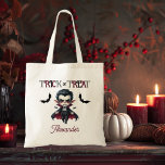 Tote Bag Cute Vampire Kid Trick ou Treat Halloween<br><div class="desc">Vampire mignon et chauves-souris design "Trick or Treat".</div>