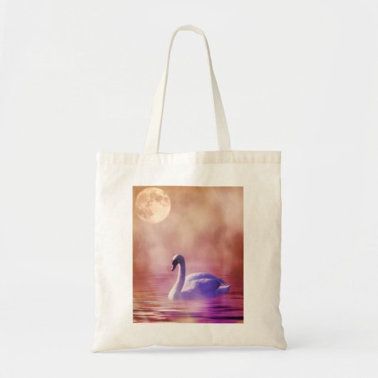 Tote Bag Cygne blanc flottant sur un lac brumeux (Devant)