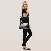 Tote Bag Cygne blanc sur noir (Sur le modèle)