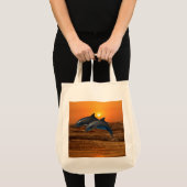Tote Bag Dauphin de verdure au coucher du soleil (Devant (produit))