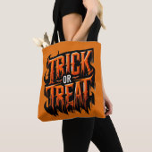 Tote Bag Déchets orange OU TRAITEMENT Halloween (De près)