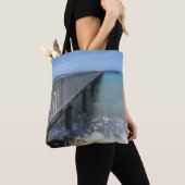 Tote Bag Déclencher des vagues sur la conception des quais (De près)