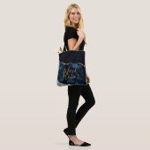 Tote Bag Demoiselle d'honneur bleu marine et or feuille mar (Sur le modèle)