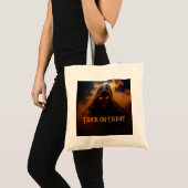 Tote Bag Démon foncé avec halloween de fumée orange (Devant (produit))
