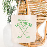 Tote Bag Dernière balançoire golf country club Bachelorette<br><div class="desc">Dernière balançoire avant le ring club de golf de pays thème Bachelorette week-end femme mariée faveurs et cadeaux bachelorette personnalisées sac fourre-tout,  bachelorette fête sage golf vert sac fourre-tout mariée cadeaux fête de mariée faveurs</div>