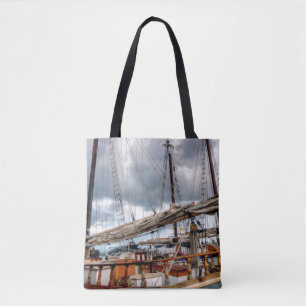 Tote Bag Des voiliers sont accouplés dans le port de Key