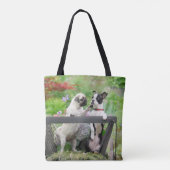 Tote Bag Deux chiens par chiot carlin et Boston Terrier dan (Dos)