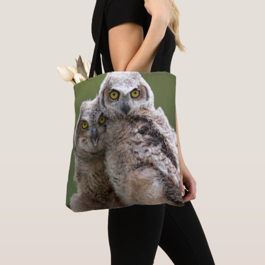 Tote Bag Deux grands hiboux à cornes de bébé (De près)