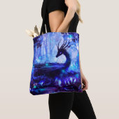 Tote Bag Dragon noir, scène de forêt nocturne. (De près)