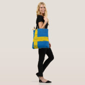 Tote Bag Drapeau grunge suédois (Sur le modèle)