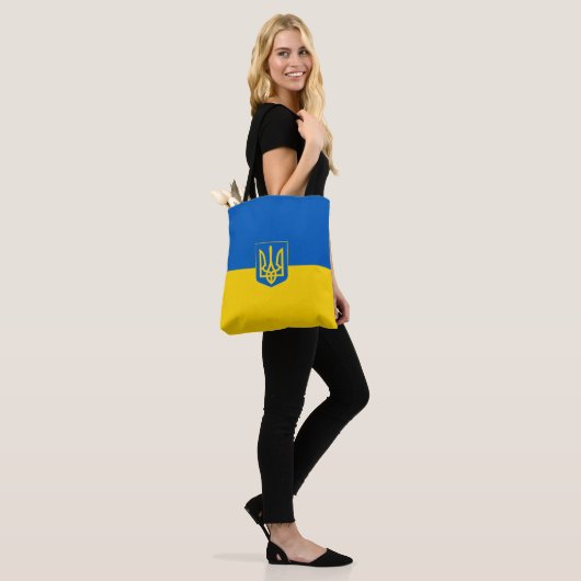 Tote Bag Drapeau ukrainien Armoiries (Sur le modèle)
