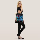 Tote Bag Dreamy Gradient Wings : Un papillon en Pastel (Sur le modèle)
