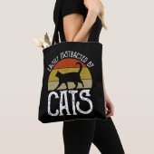 Tote Bag Easily Distracted By Cats (De près)