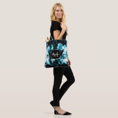 Tote Bag Éclairage bleu brillant des flammes triangles Mono (Sur le modèle)