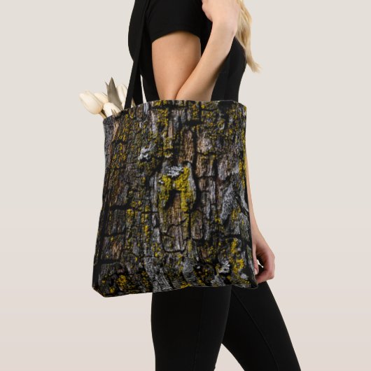 Tote Bag écorce Brown cool en mousse avec lichen jaune (De près)
