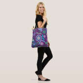 Tote Bag Élégant Boho Fleurs Violettes (Sur le modèle)