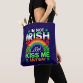 Tote Bag embrassez-moi quand même irish humour design-63942 (De près)