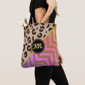 Tote Bag Empreinte de léopard Arc-en-ciel Monogram Chevron  (De près)