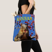 Tote Bag Épicerie d'écureuils mangeant des baies rouges Épi (De près)