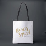 Tote Bag Escouade de mariée d'or Coutes de mariée personnal<br><div class="desc">Sacs fourre-tout de fête de mariée personnalisés avec le graphique "Bride's Squad" dans un script de brosse élégant. Personnalisez-le avec votre date de mariage, hashtag mariage, noms ou autre texte personnalisé. Flèche tendance imprimée à l'envers. Un cadeau parfait pour la mariée, les demoiselles d'honneur et la fête de mariage !...</div>