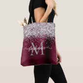 Tote Bag Faux-Parties scintillant en argent Glam Burgundy P (De près)