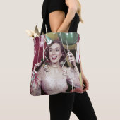 Tote Bag femme heureuse des années 1950 dans la robe (De près)