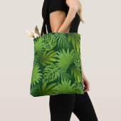Tote Bag Feuilles de palmiers verts tropicaux sur vert fore (De près)