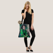 Tote Bag Fille en robe verte (Sur le modèle)