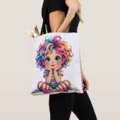 Tote Bag Fillette espiègle aux cheveux multic Découvrez cet (De près)
