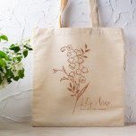 Tote Bag Fleur de mois de naissance personnalisée May Boho<br><div class="desc">Un beau bouquet botanique moderne de fleurs Lily de la Vallée représente le mois de naissance de mai. Le cadeau idéal pour montrer à votre personne préférée combien vous vous souciez. Parfait pour toutes les occasions, y compris les anniversaires, les meilleurs amis, la fête des mères, cadeau de demoiselle d'honneur,...</div>